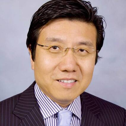 Yun-Po Zhang, PhD, DDS (con honores), MBA Yun-Po Zhang, PhD, DDS (con honores), MBA