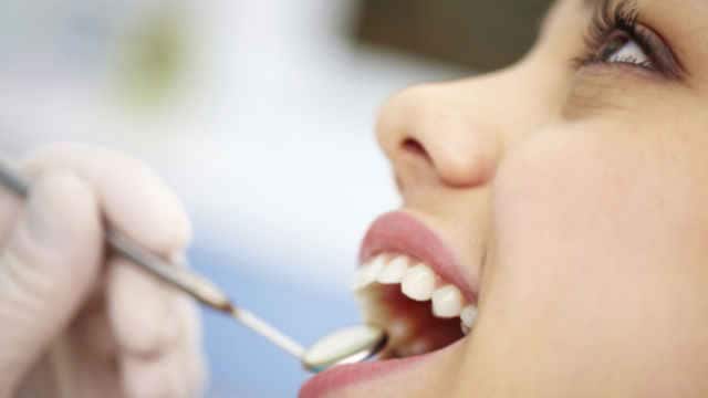 ¿Qué materiales se utilizan para los empastes dentales?
